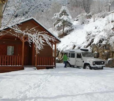 Отель Camping La Torre Эспот Экстерьер фото